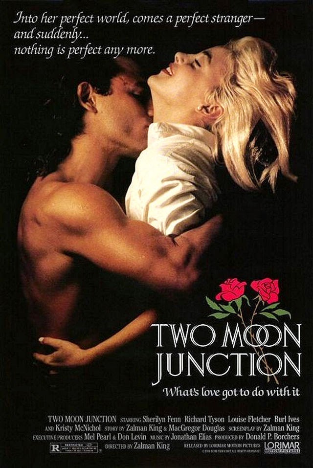 ორი მთვარის შეერთება / Two Moon Junction /