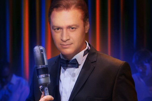 თვალები / Эти глаза напротив